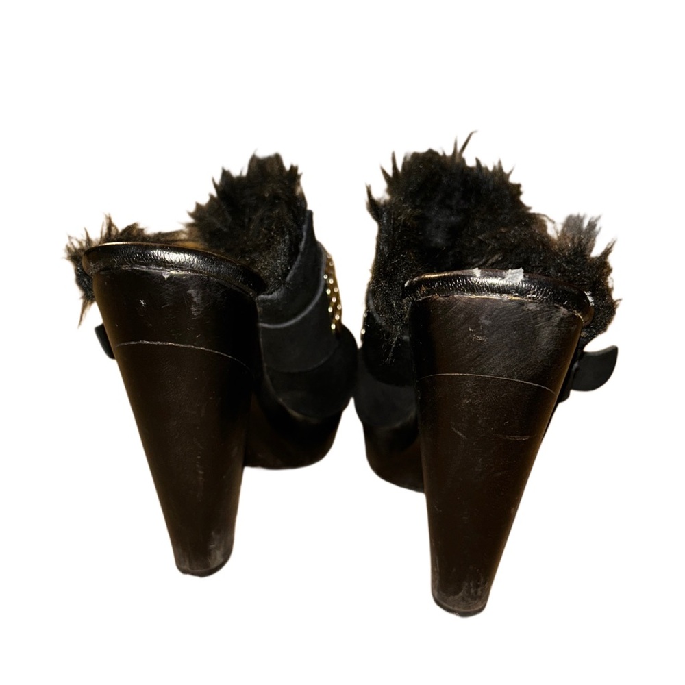 Micheal Kors sexy Black Suede Women's Shoes with Silver Buckles & Accents. ๐๏ธ๐โจ - Picture 3 of 3